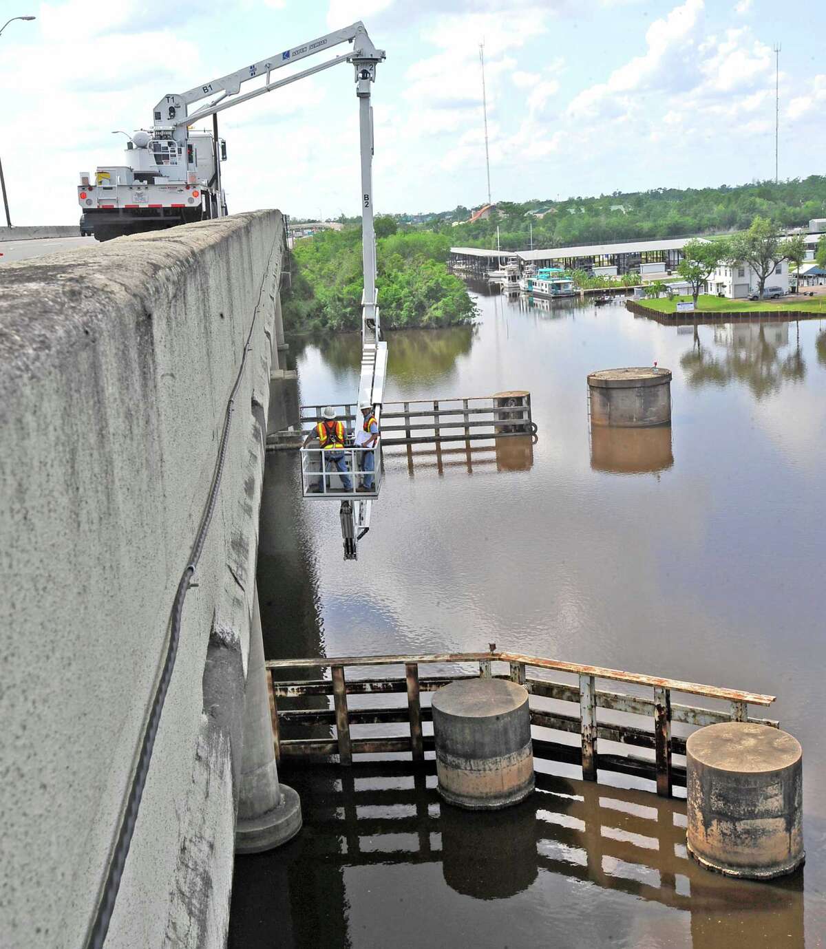TxDOT Neches River Bridge project will last 3 years