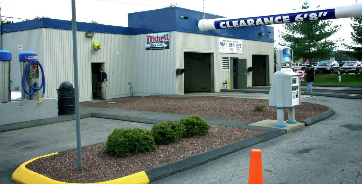 Car wash uses innovative energy source