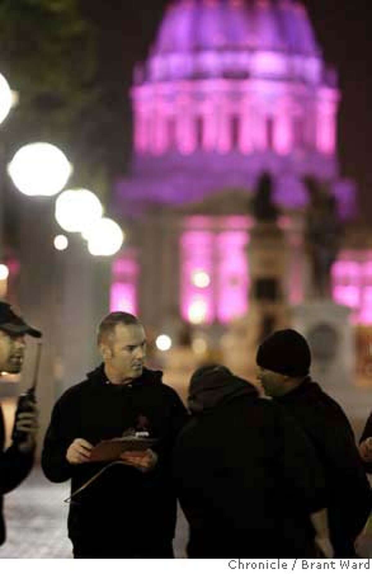 Tenderloin police confront gangs by setting up drug 'buybusts'