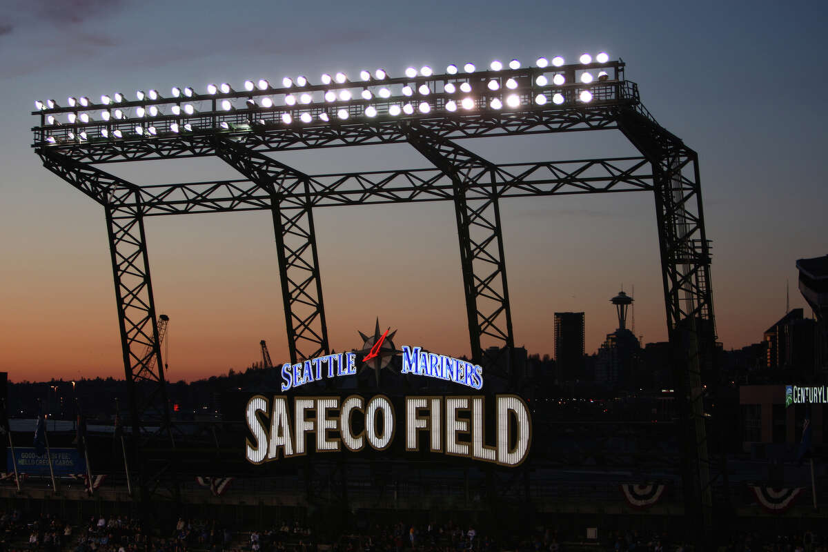 Mariners Opening Night A visual feast