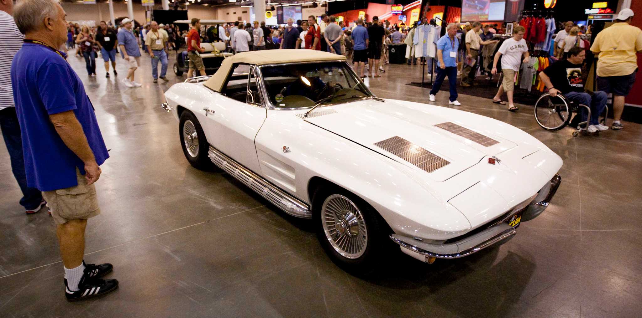 Car auction shows off the classics