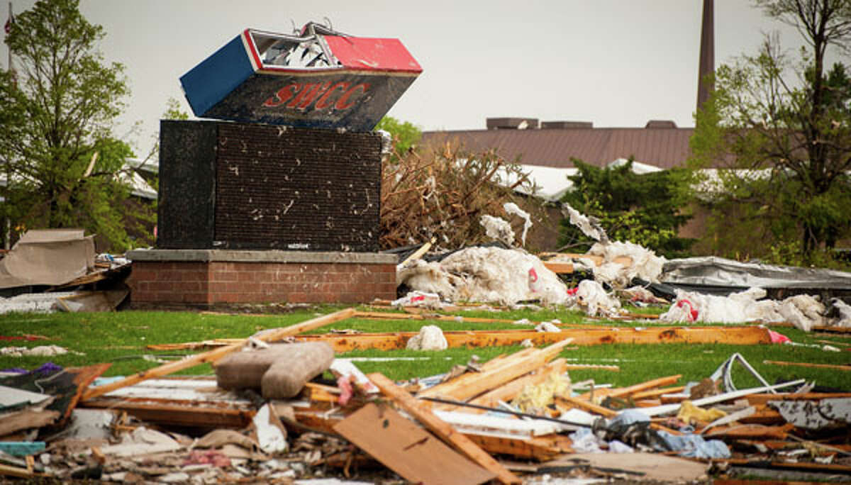 Aggie storm chasers taking advantage of wild weather across Texas