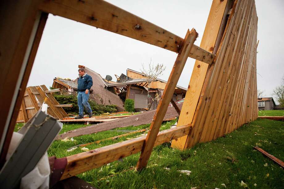 Tornado outbreak In Midwest leaves trail of damage Connecticut Post