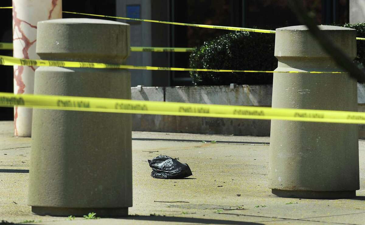 suspicious package found at federal courthouse suspicious package found at federal courthouse