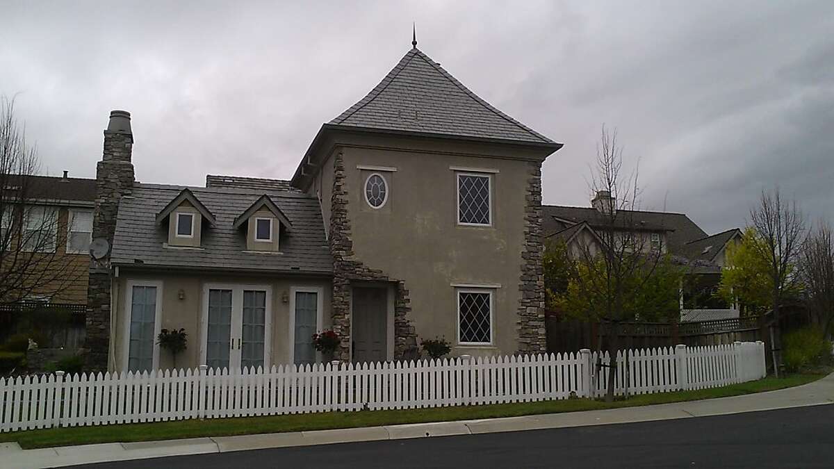 Vallejo's Thomas Kinkade community one of a kind