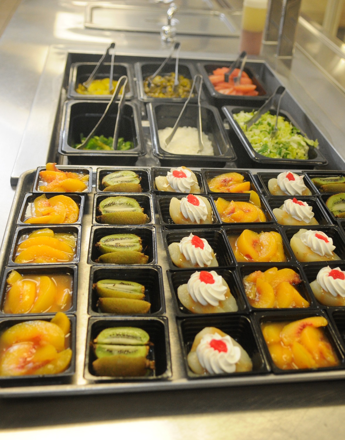 More Healthy Options Are On School Cafeteria Menus Houston Chronicle