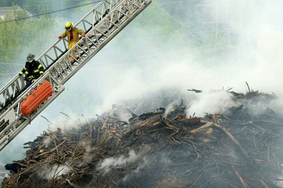 Knoxville mulch fire Houston Chronicle
