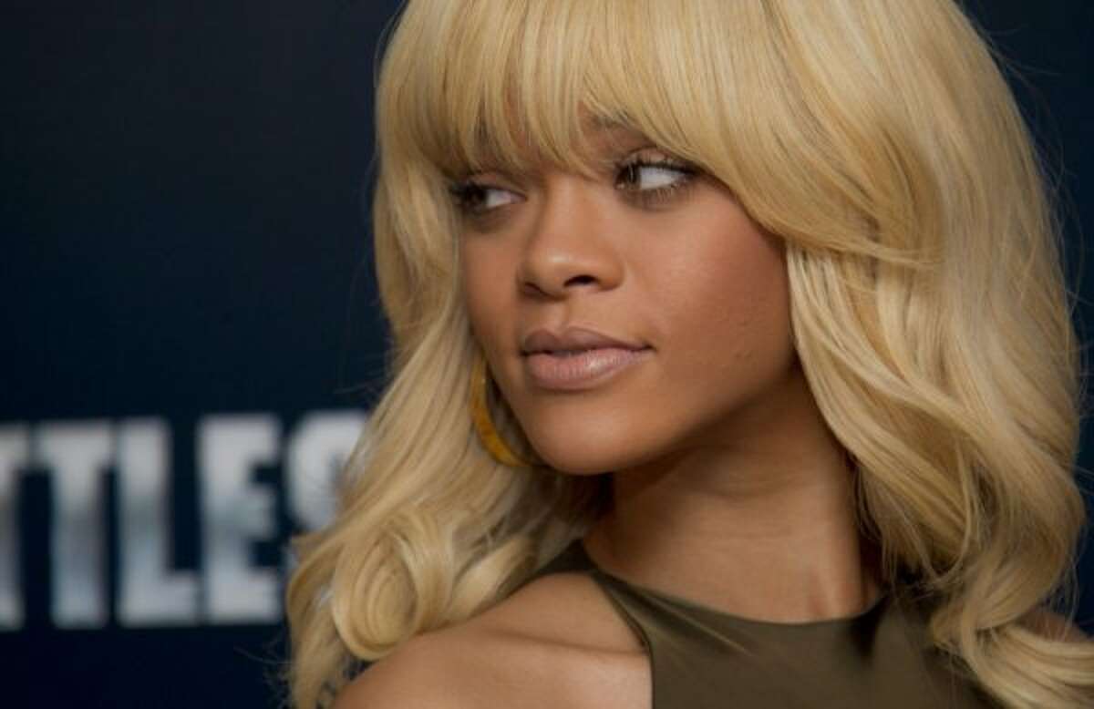 Rihanna doesn't seem sorry on 'Unapologetic'