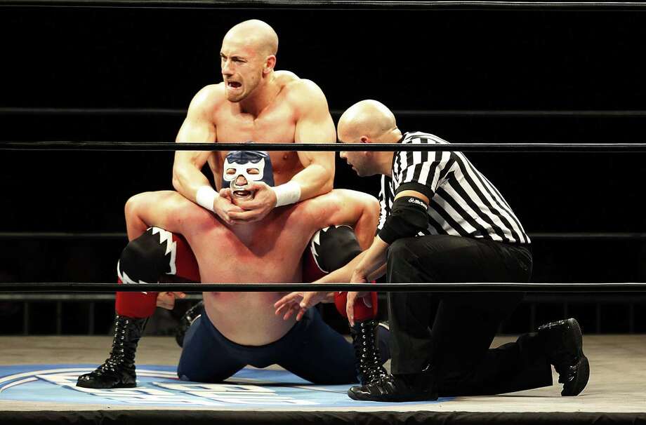 Wrestler R.J. Brewer is happy to take the heat Houston Chronicle