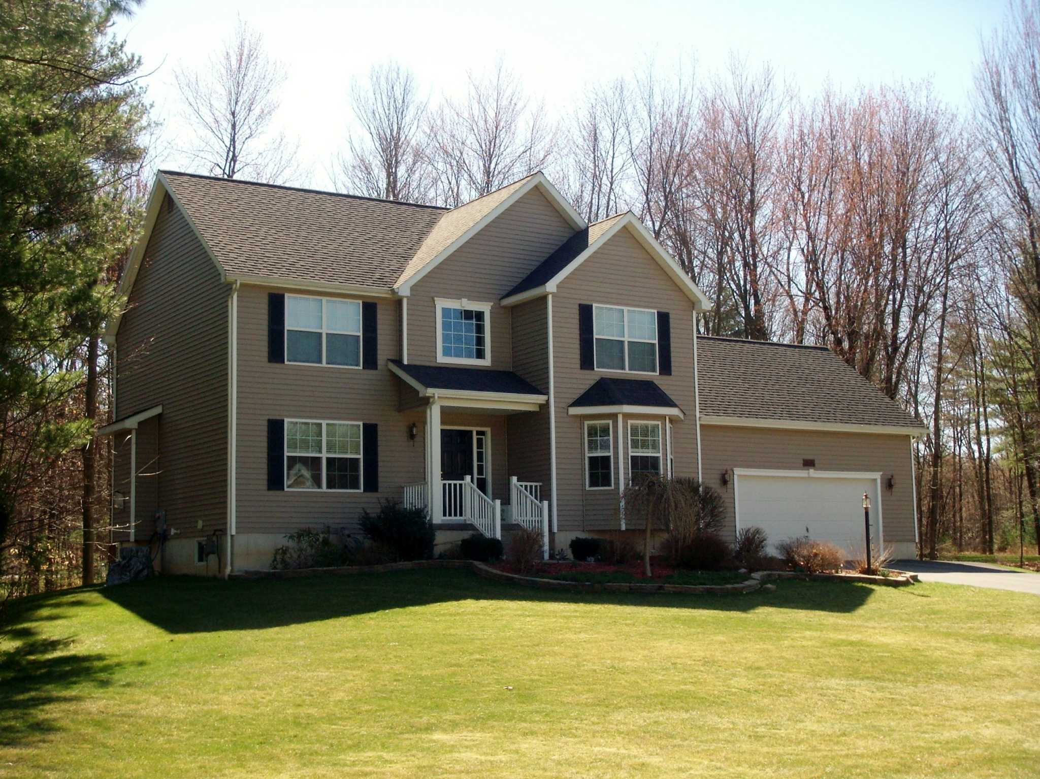 House of the Week Colonial in Wilton