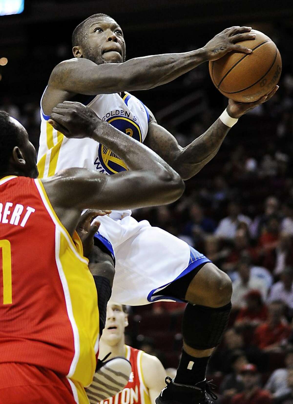Warriors� Nate Robinson loud play, quiet time