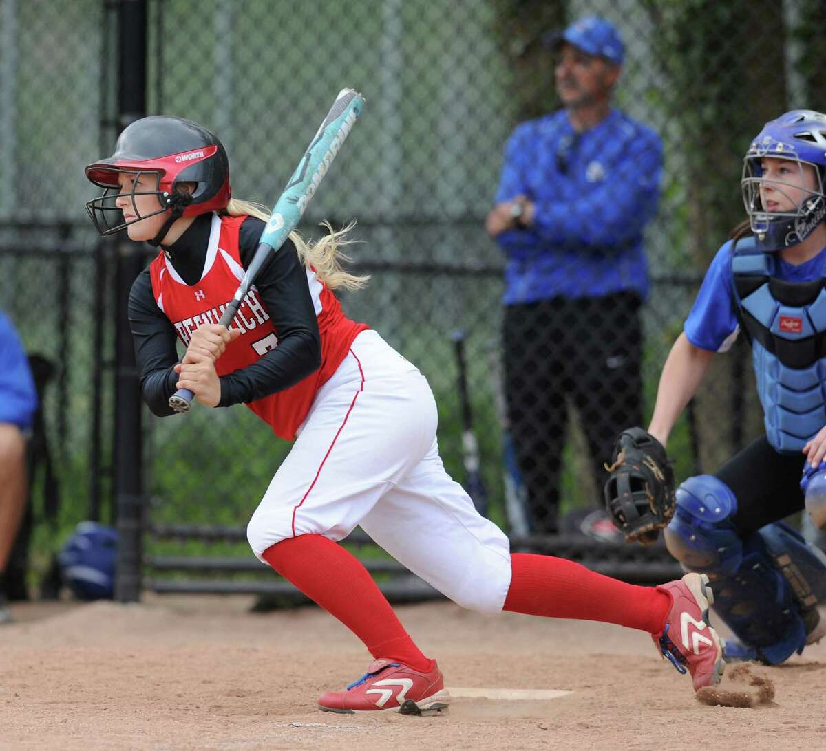 Darien softball team downs Greenwich