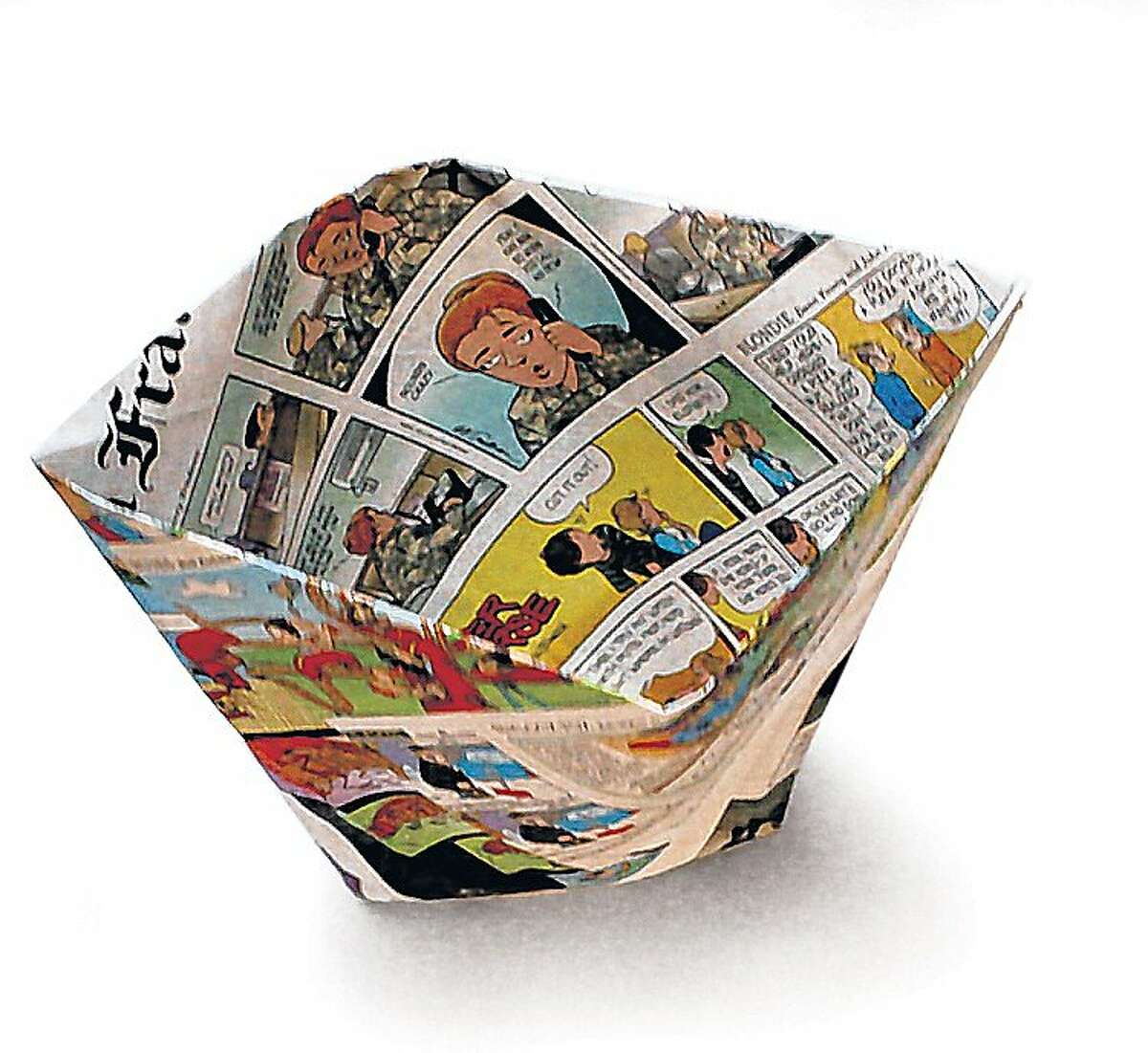 How to make a newspaper recycling bucket liner