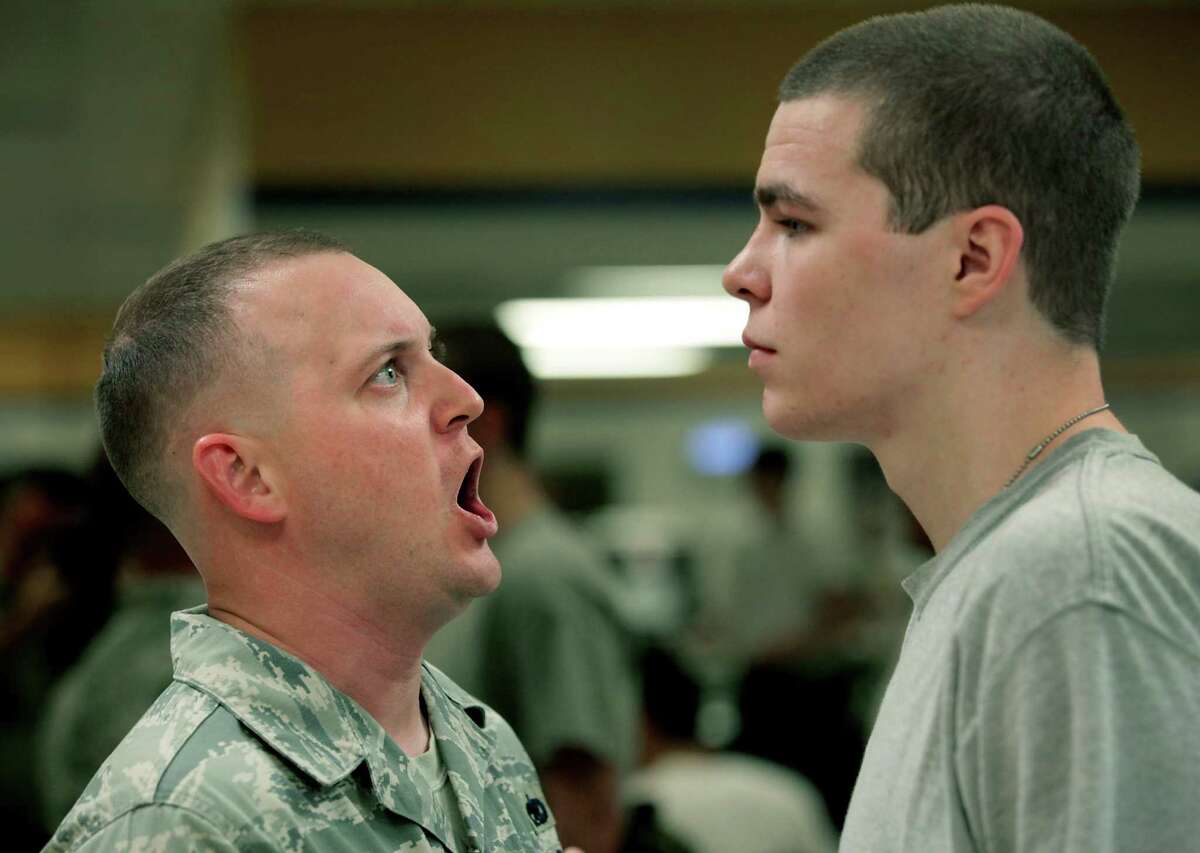 what is a chow runner in the air force