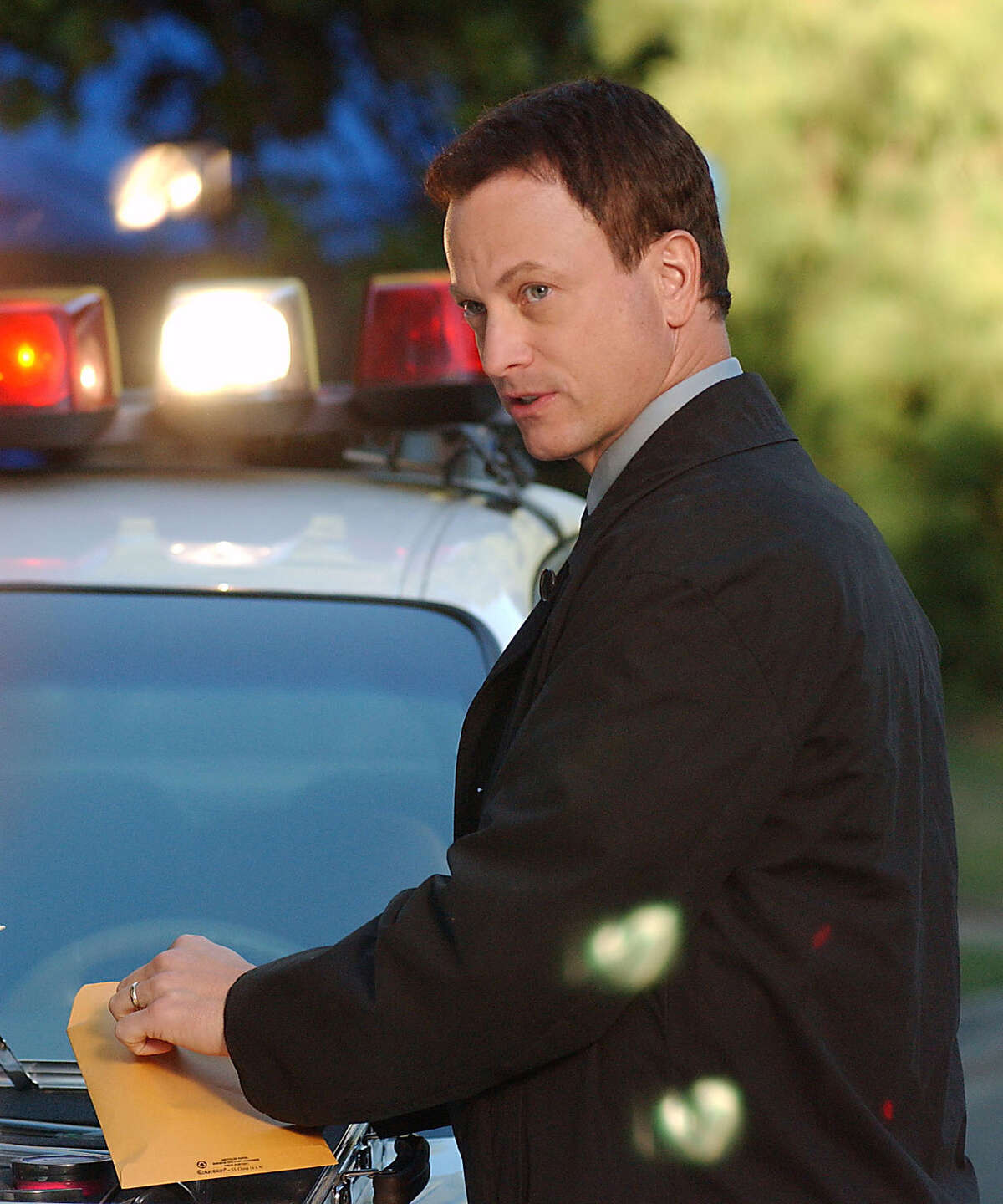 Actormusician Gary Sinise talks about crash and benefit concert