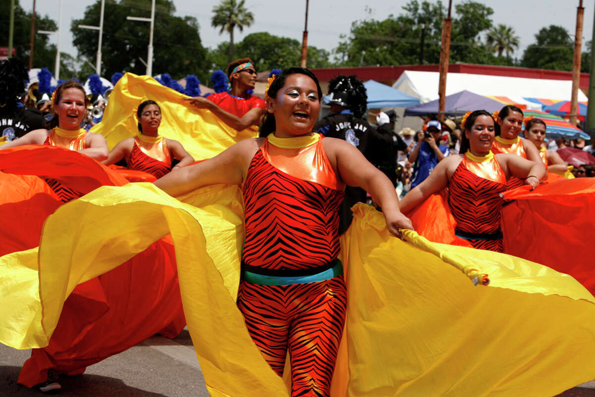 Battle of Flowers Parade, a Fiesta event that commemorates the victory at the Battle of San Jacinto. Also: Bexar County Courthouse, Basilica of the National Shrine of the Little Flower, Blue Star Contemporary Art Center, Botanical Garden, Brackenridge Park and Braunig Lake.