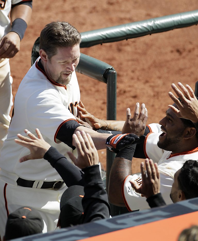 Aubrey Huff Twitter ripping of Brandon Belt contract deleted