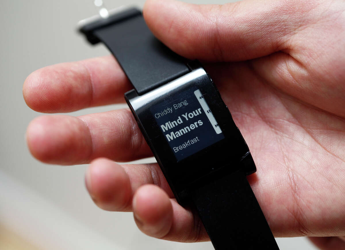 The original Pebble smart watch is the result of a successful Kickstarter campaign, so it tried again.