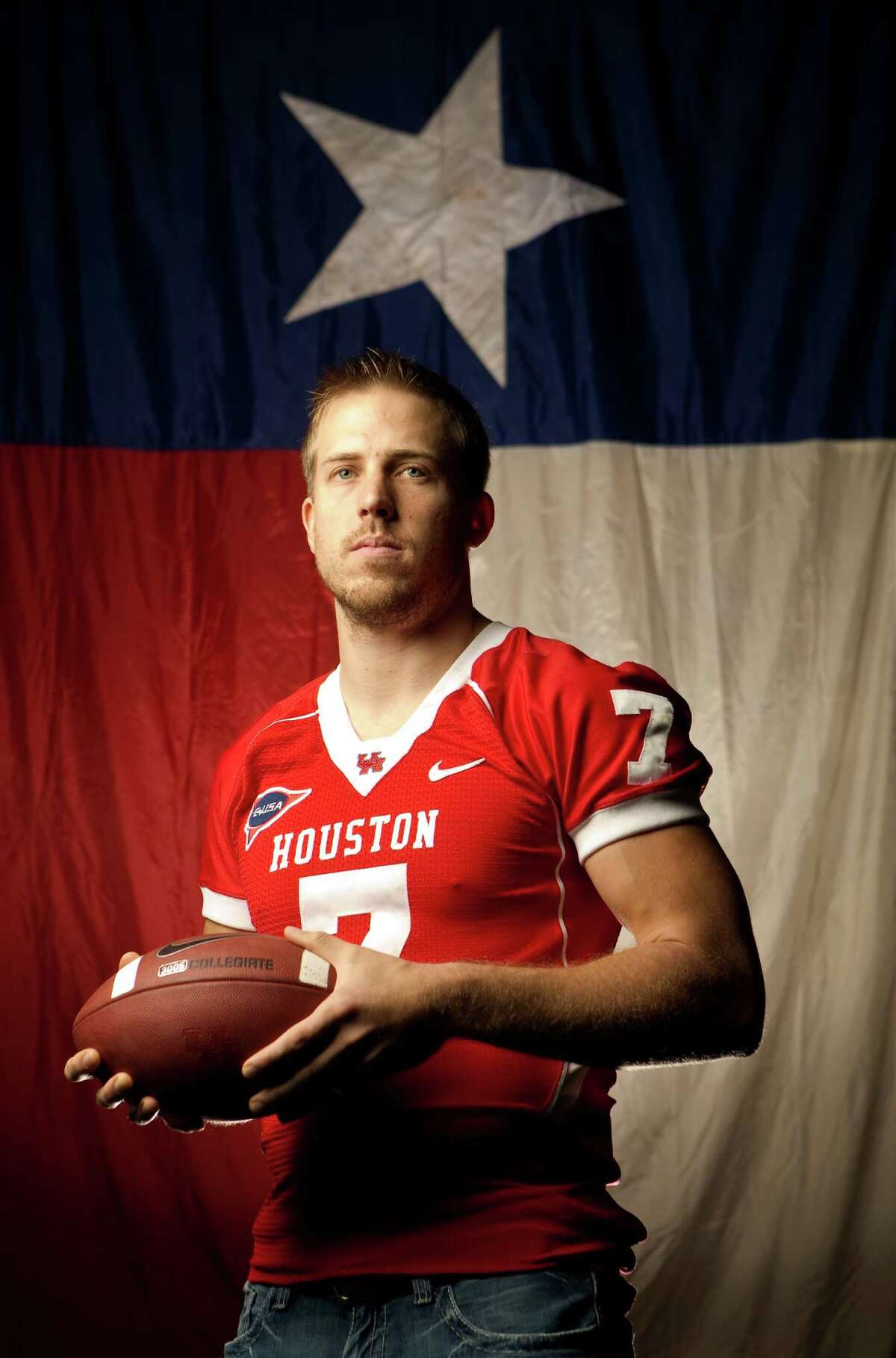 University of Houston quarterback Case Keenum. Photographed , Tuesday, Nov. 22, 2011, in Houston. ( Nick de la Torre / Houston Chronicle )***Check with Gonzales or Karnicki before use****