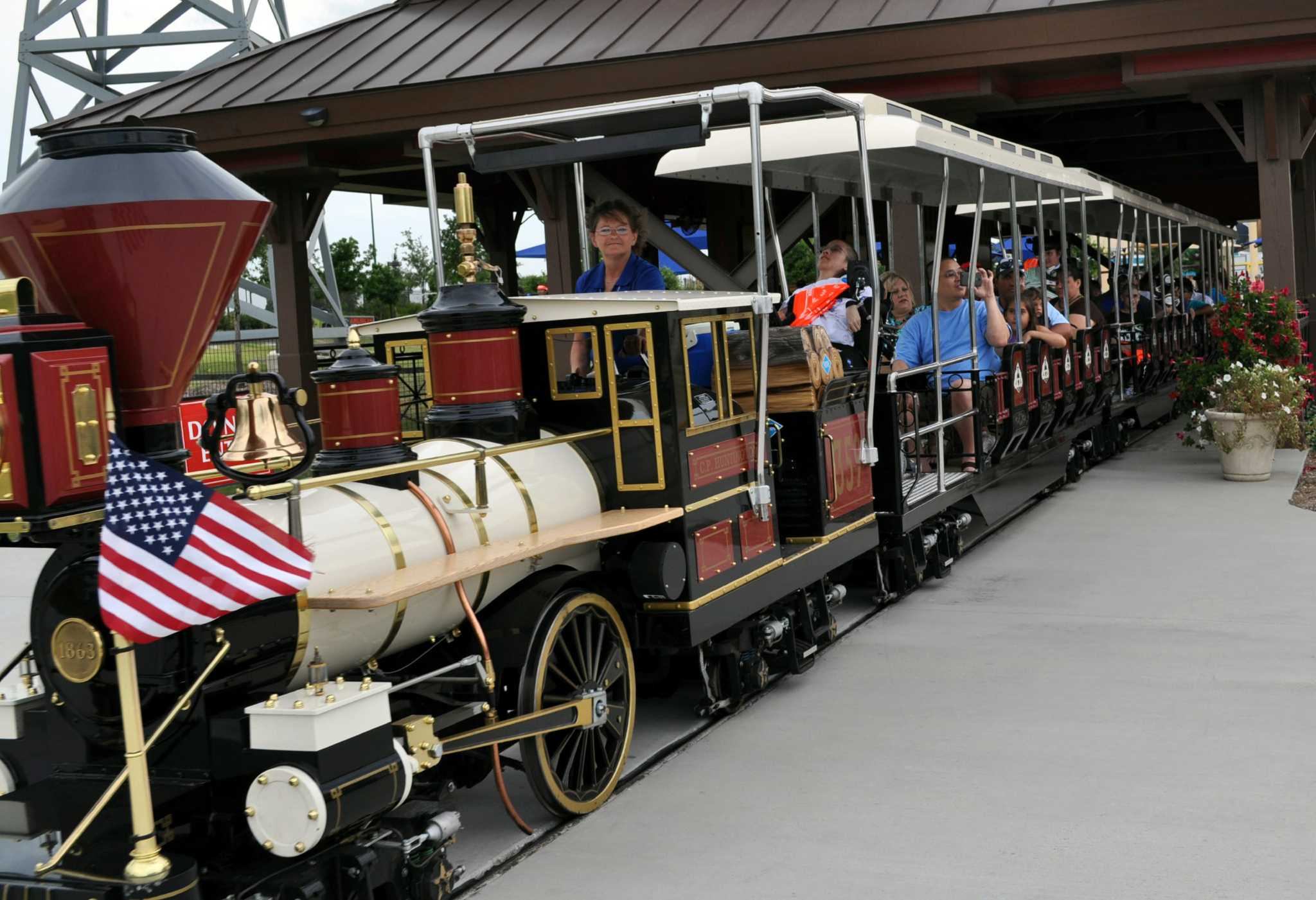 Wonderland may expand San Antonio ExpressNews