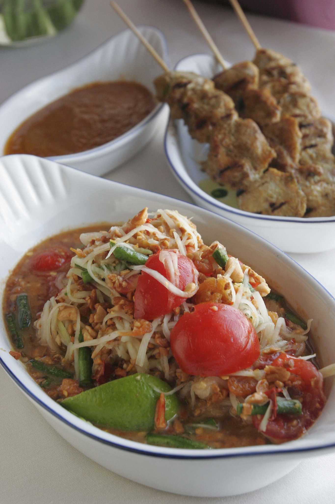 3 seasons thai bistro oakland on 80 Vieng Thai