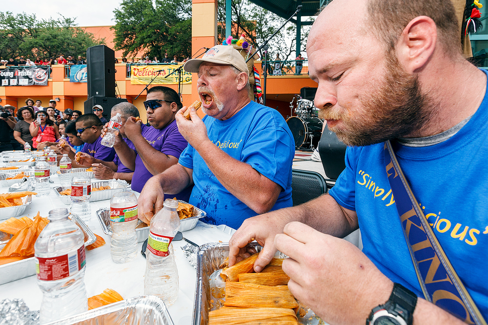 Poutine contest eating