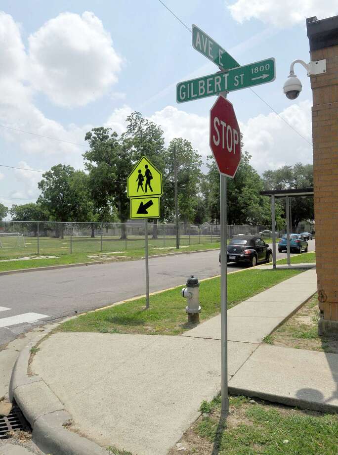 BISD wants to close road at this elementary school Beaumont Enterprise