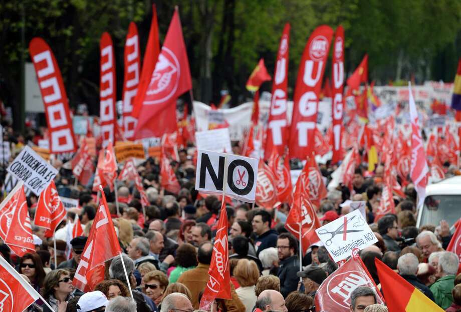 News of the world in photos May Day protests, parades, pageants