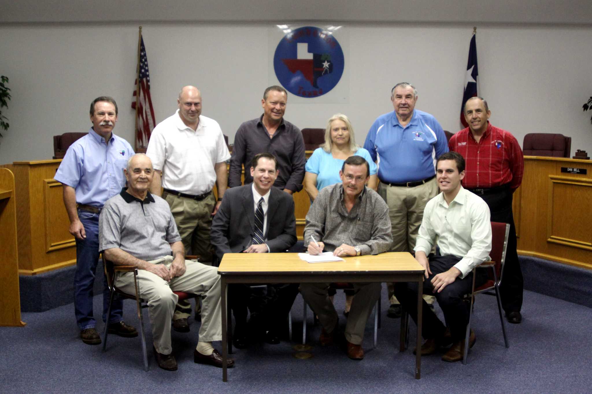 Altus signs paperwork; facility coming to Lumberton