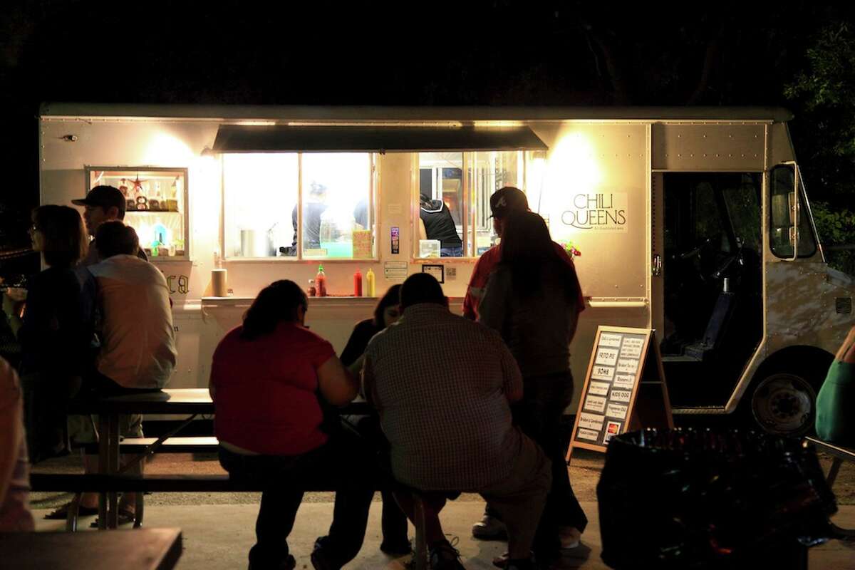 Pub Crawl Alamo Street Eat Bar