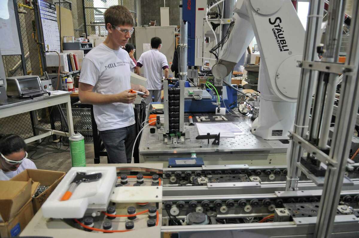 RPI student mission: Make something