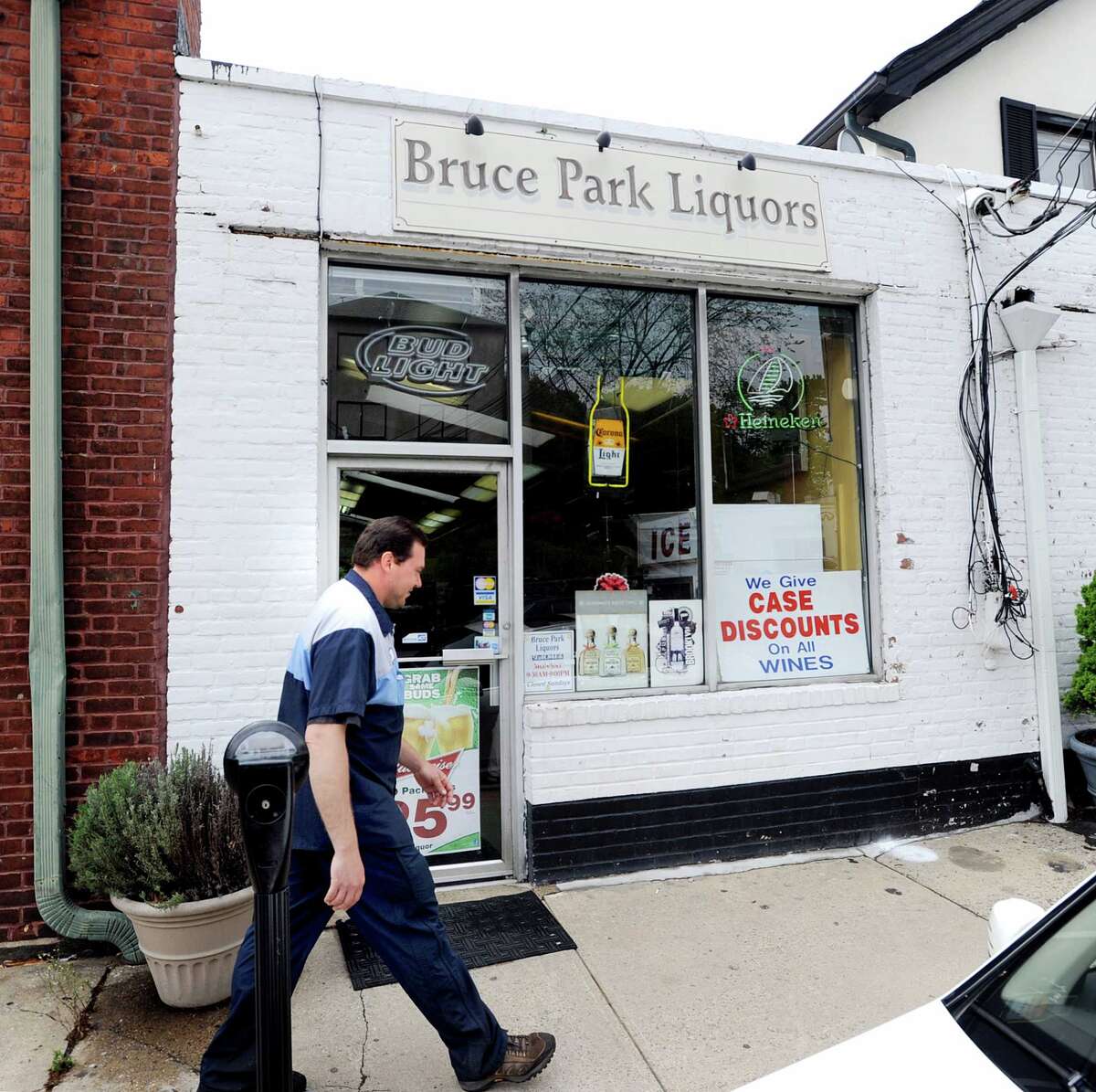 Sunday alcohol sales to bring winners, losers