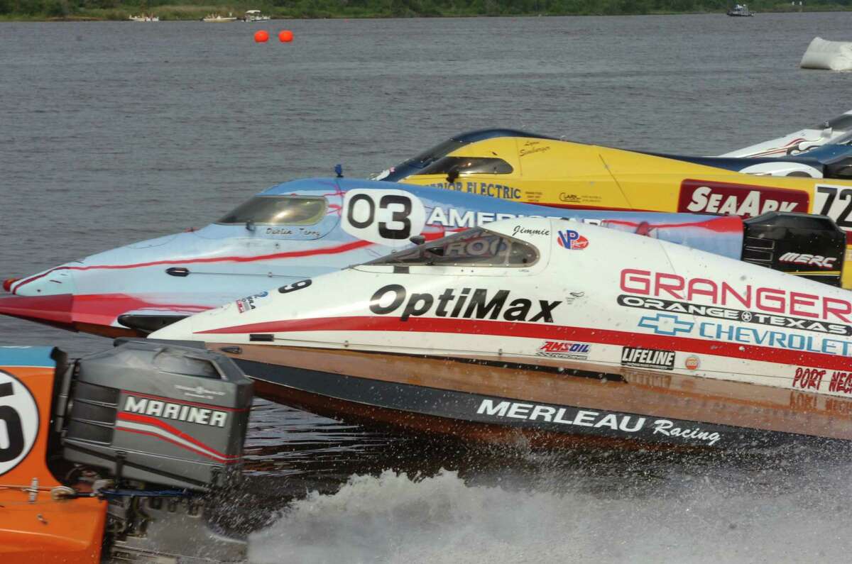 Adrenaline flows at Thunder on the Neches boat races