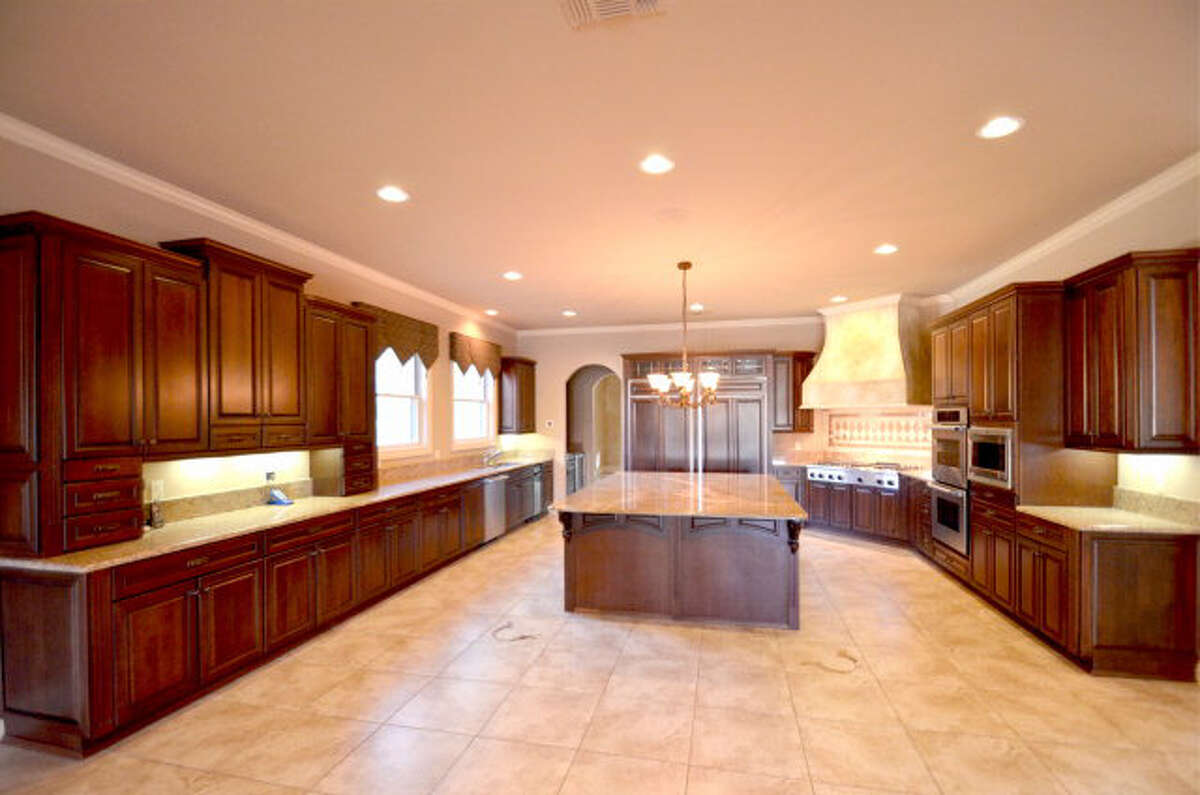 Dream Home 1727 Greystone Ridge