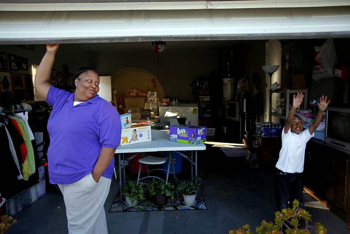 Help a Mother Out gives diapers to needy moms