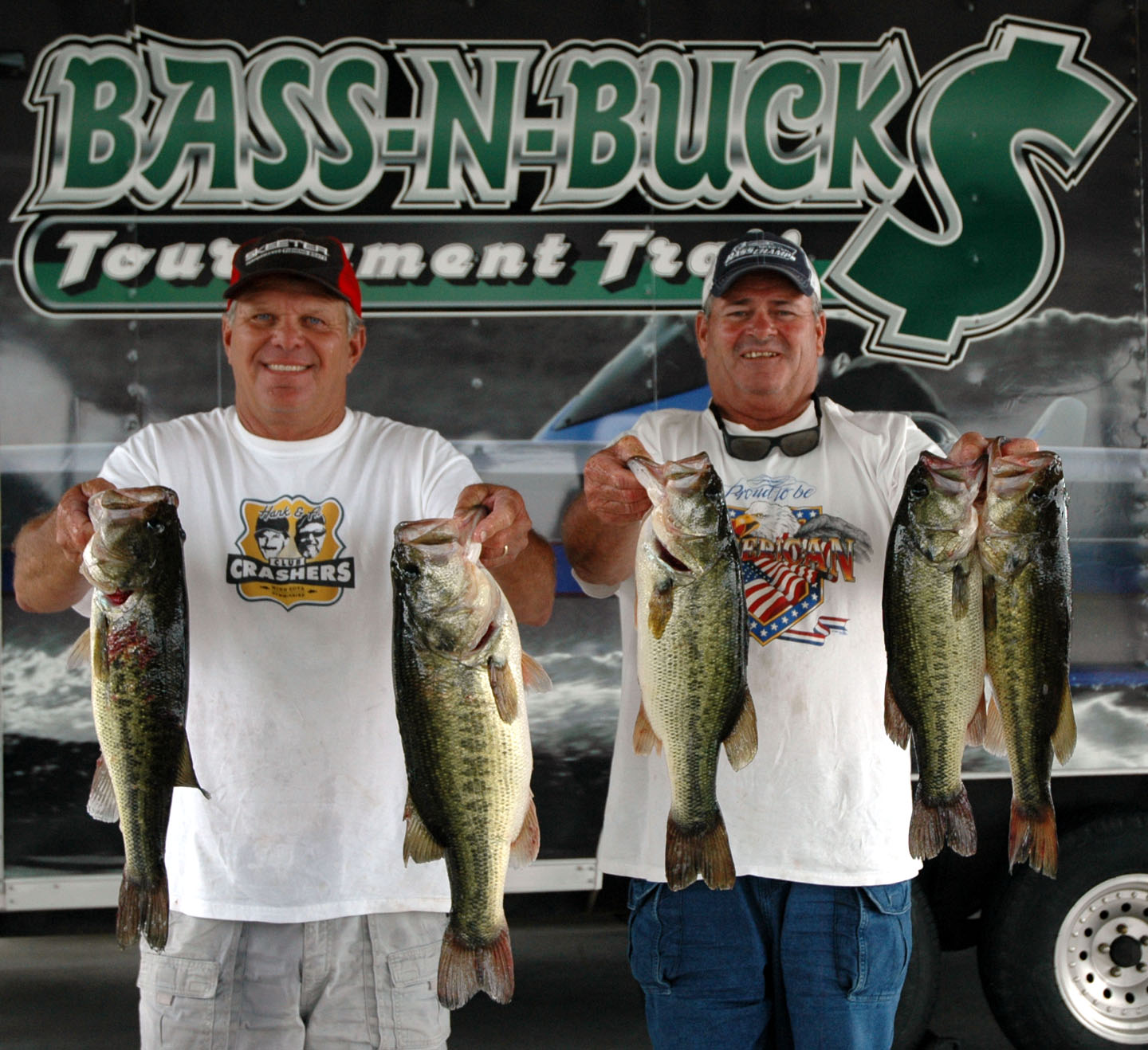 Father/Son Team Up For Whopping 33 lb Toledo Bend Stringer