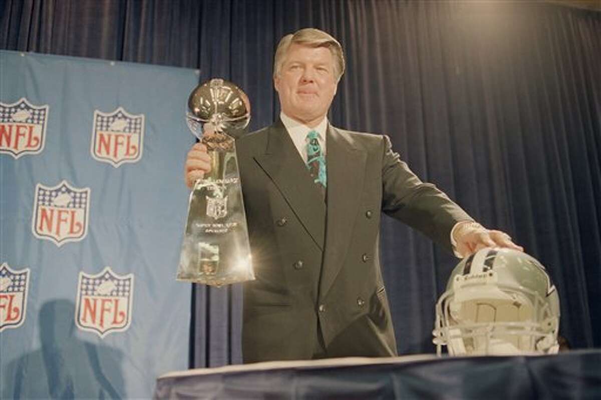 Jimmy Johnson, R.C. Slocum two of 14 selected to College Football Hall