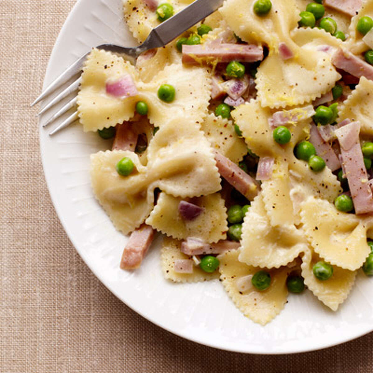 Recipe: Creamy Farfalle with Ham and Peas