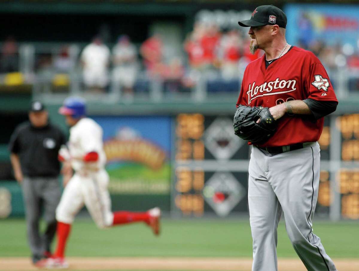 Jake Peavy goes nearly 3 hours between pitches because of rain delay