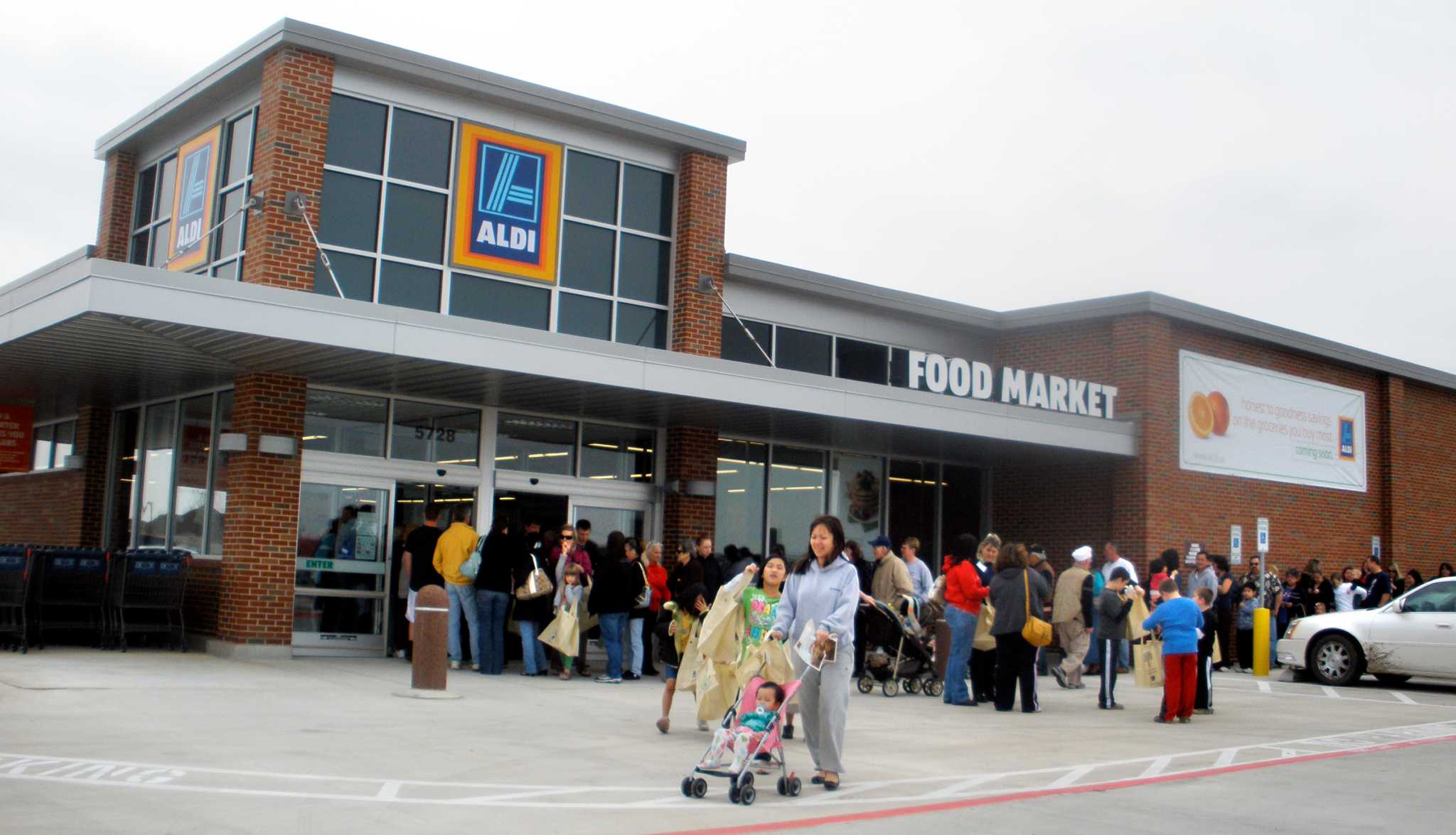 Discount grocer Aldi to open 30 Houston stores