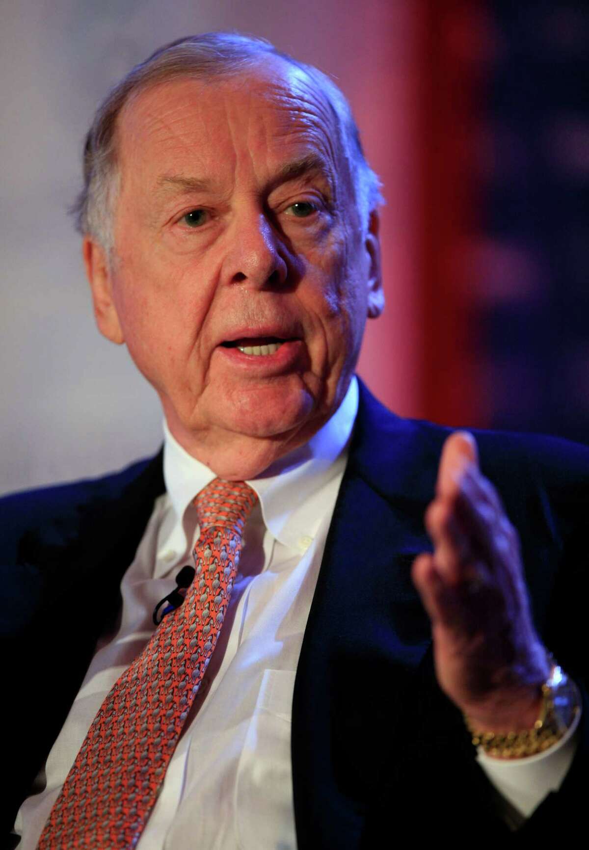 T. Boone Pickens, president of BP Capital Group, speaks at Time Warner's headquarters Monday, June 15, 2009 in New York.