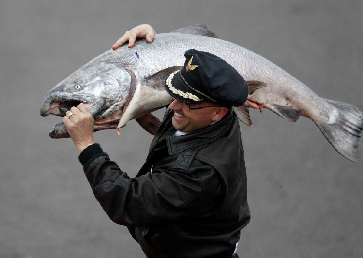 Alaska Air delivers first Copper River salmon