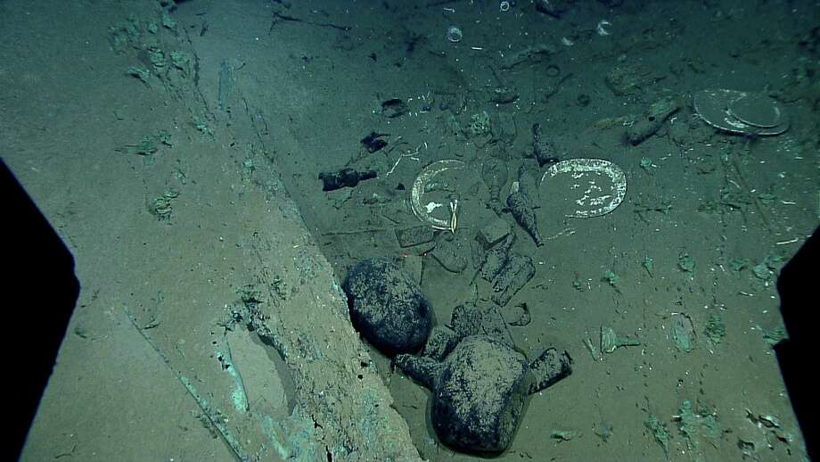 News of the world in photos: Centuries old shipwreck found - seattlepi.com