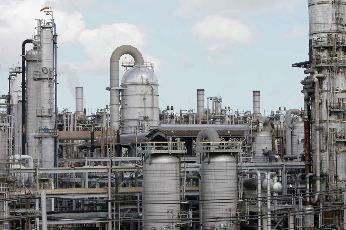 LyondellBasell, which already operates a chemical plant in Channelview, has announced plans to add to its ethane-cracking capabilities at its existing facility.