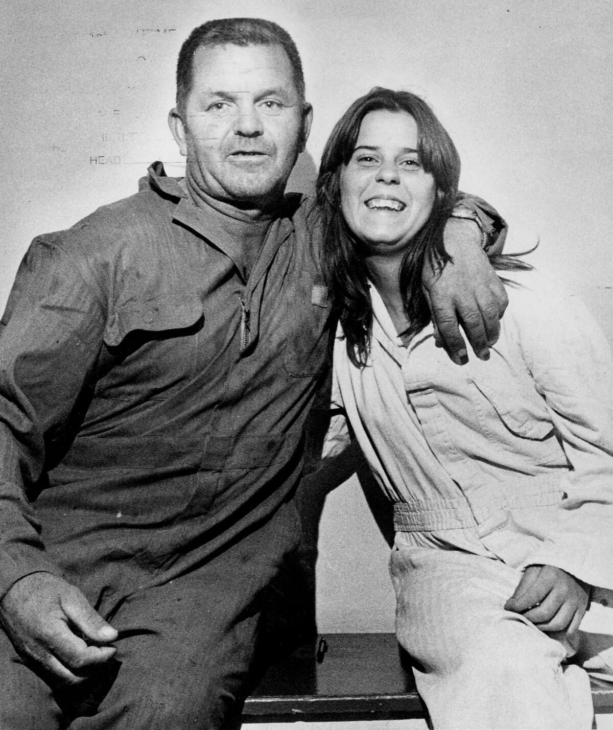 In this undated file photo, bus driver Frank Edward Ray Jr. shown with a happy passenger at Santa Rita after the Chowchilla, California kidnapping rescue. (Dick Schmidt/Sacramento Bee/MCT)