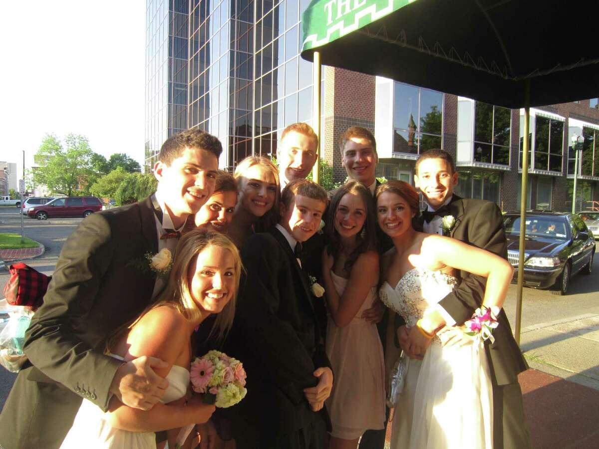 SEEN Albany High School prom