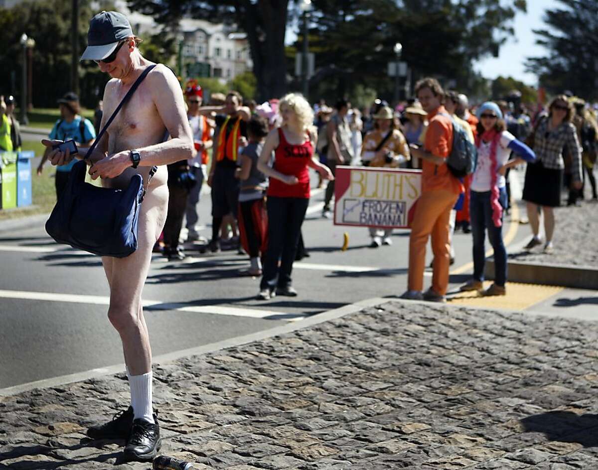 Bay To Breakers Sun Fun And A Few Fast Runners 