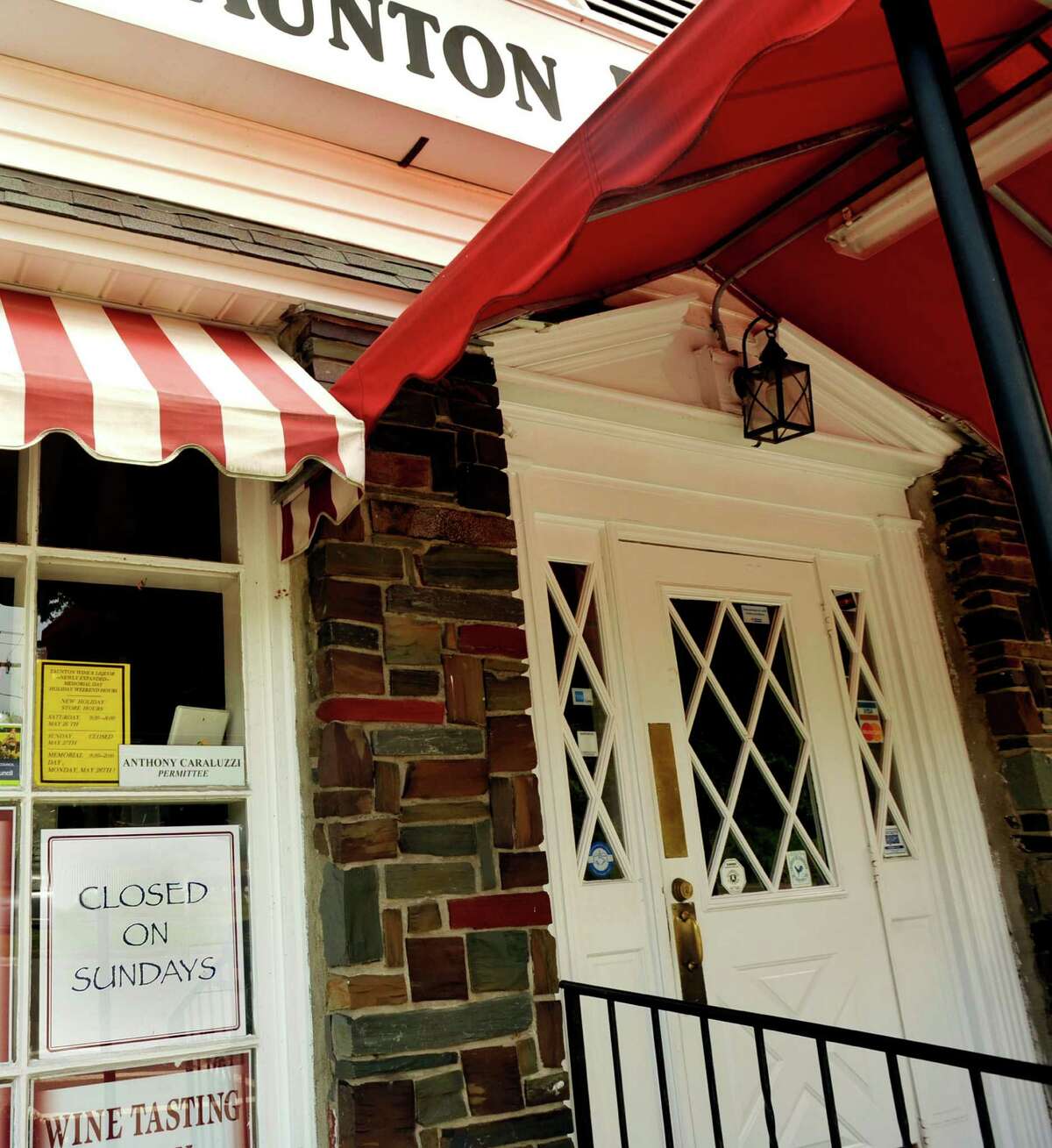 Greenwich liquor stores open for business Sunday