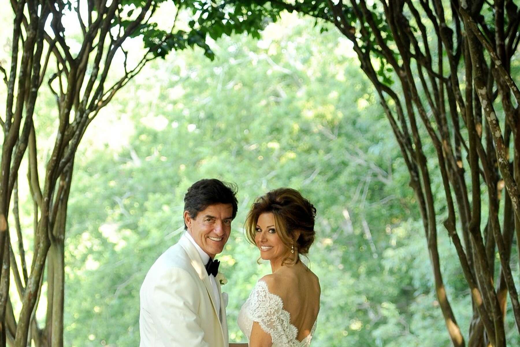 dominique-sachse-and-nick-florescu-tie-the-knot