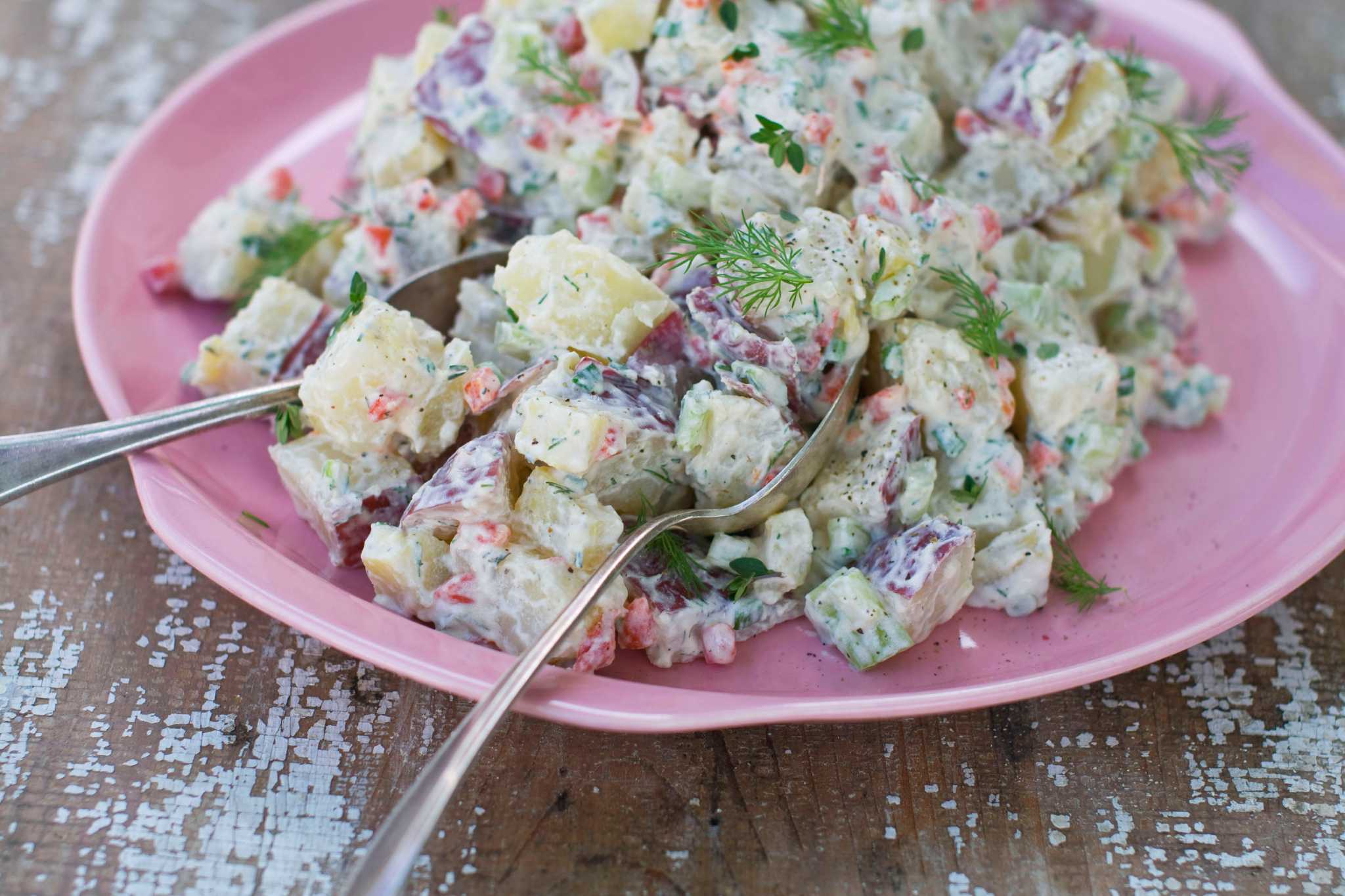A healthy (but creamy) potato salad for summer.